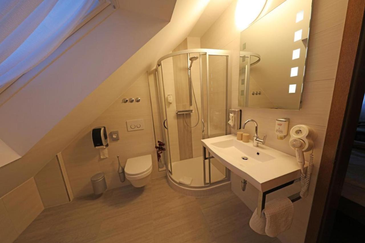 Hotel Zur Krone Ronneburg  Eksteriør bilde