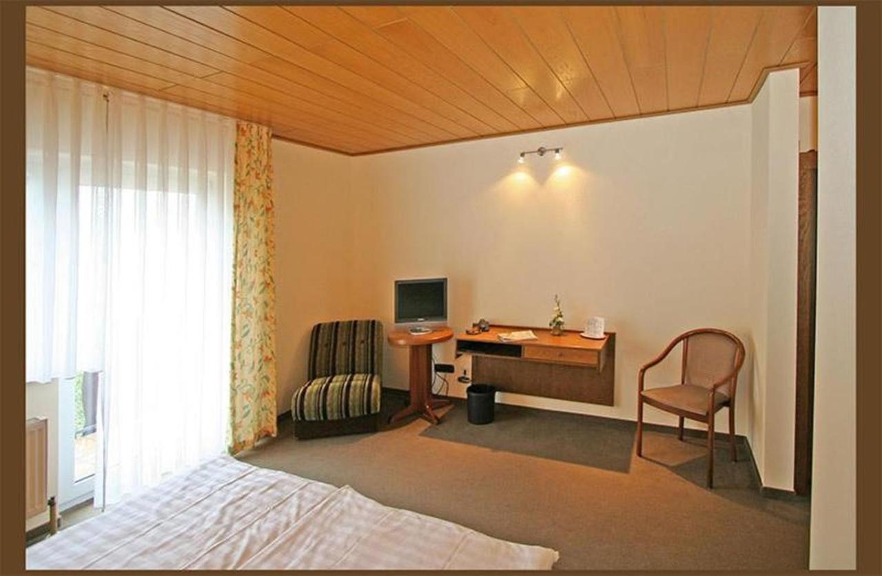 Hotel Zur Krone Ronneburg  Eksteriør bilde